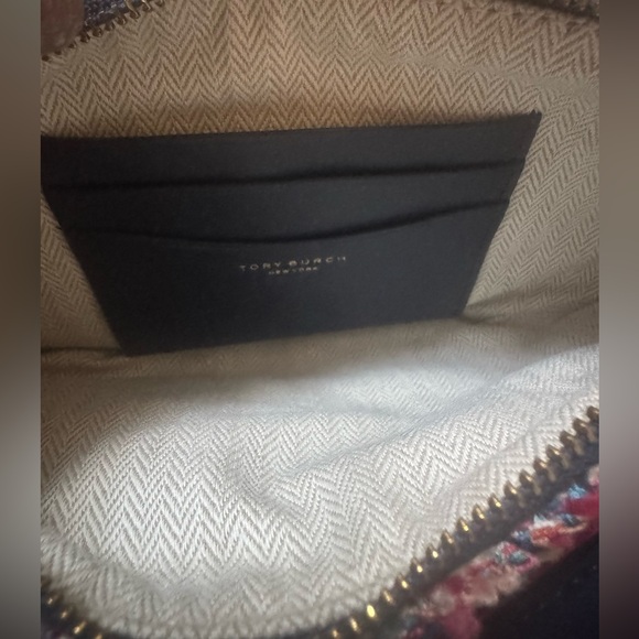 Tory Burch Mille Crescent Crossbody Bag - Picture 5 of 9